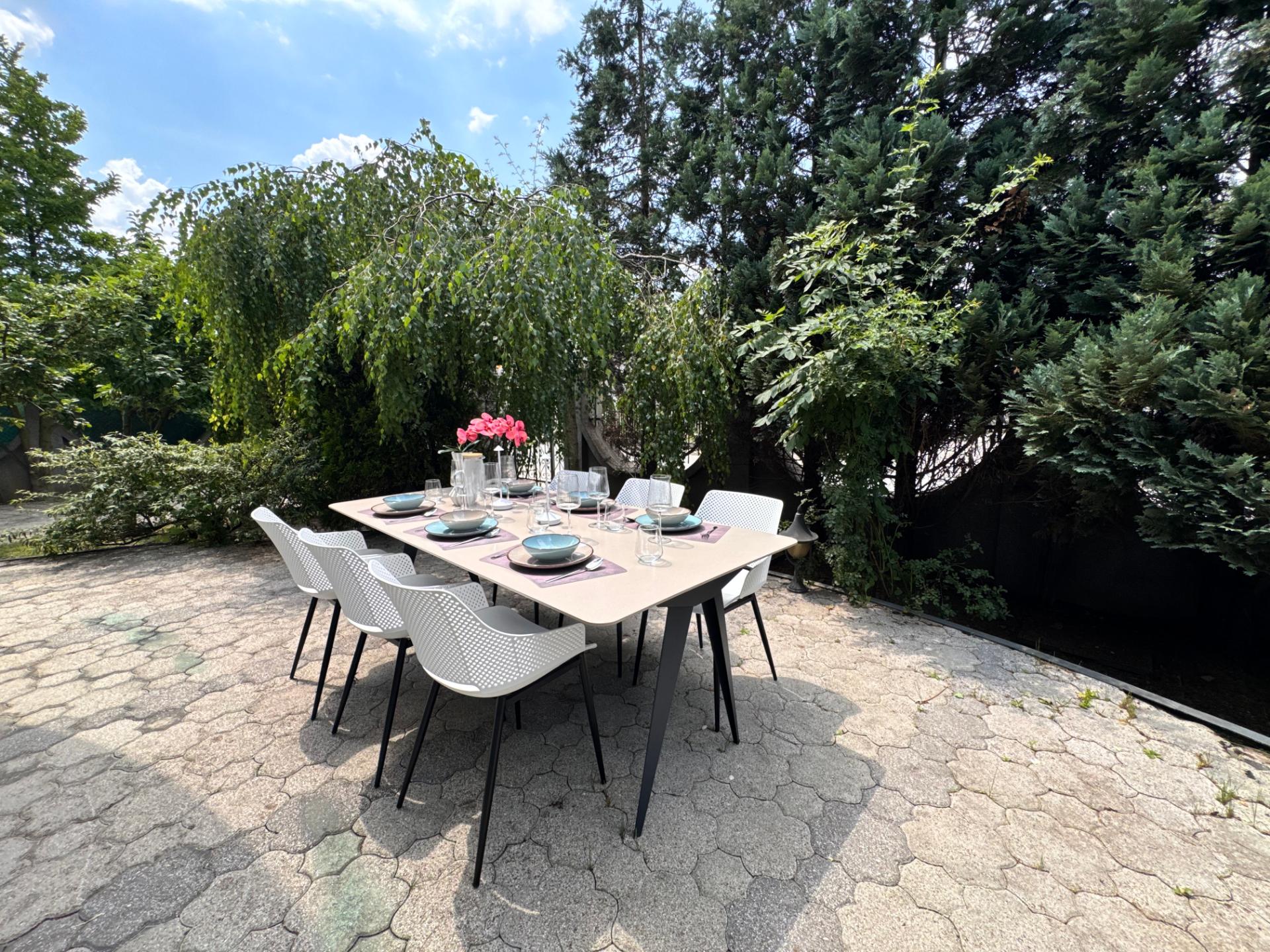 Garden dining terrace at Royal Sun Villa